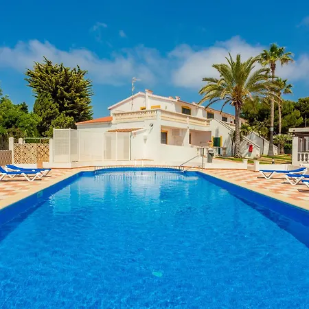 En Complejo De Zonas Ajardinadas-c11 Ciutadella (Menorca)