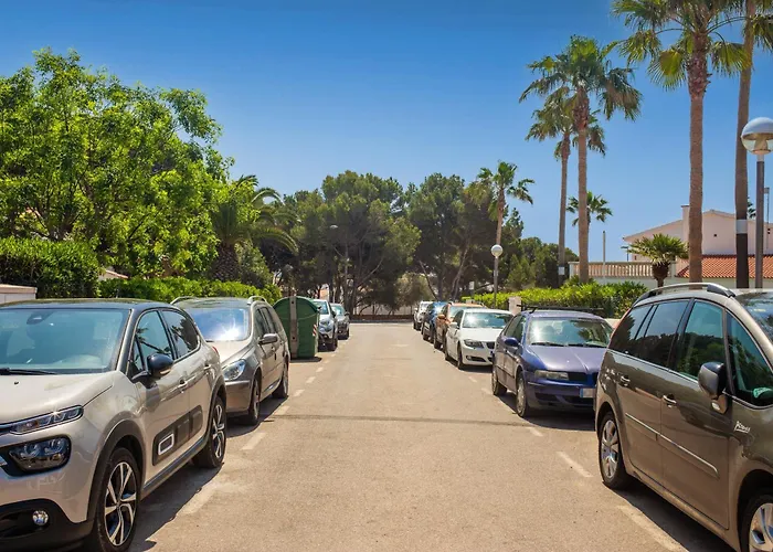 En Complejo De Zonas Ajardinadas-c11 * Ciutadella (Menorca)