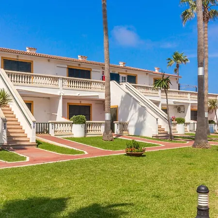 En Complejo De Zonas Ajardinadas-c11 Apartament